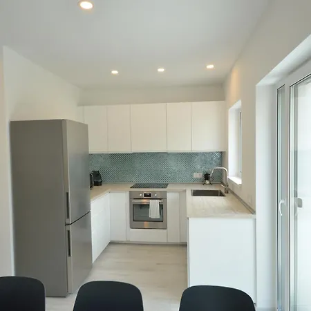 New 2 Bedroom In The Center