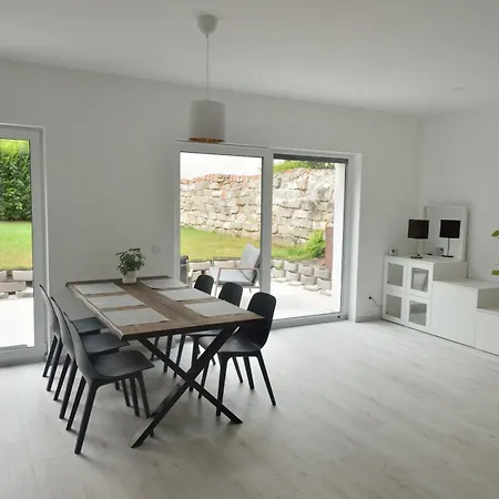 New 2 Bedroom In The Center Apartament *